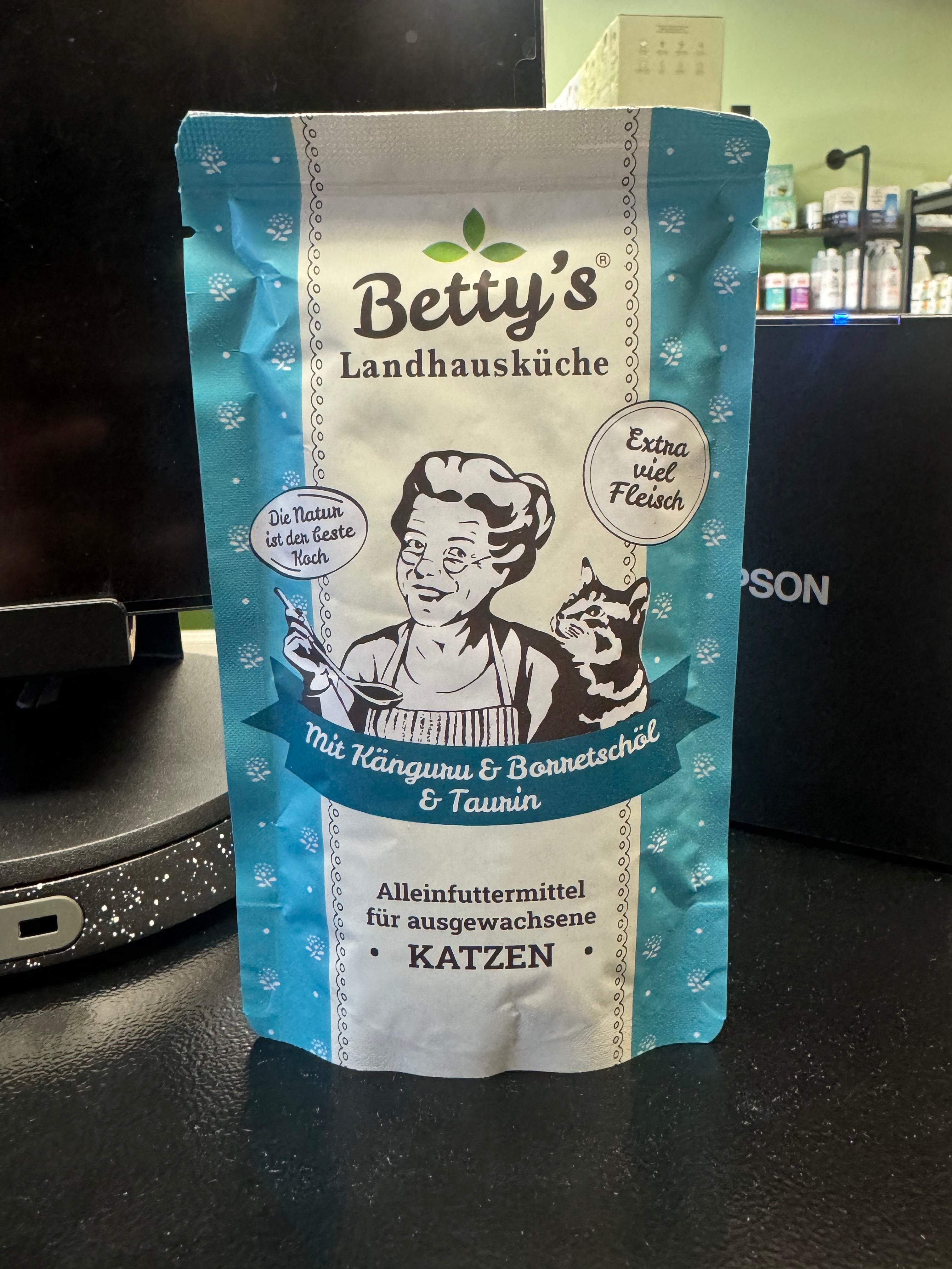 Betty's Country House Kitchen Kangaroo & Potato Cat Food Pouch 100g