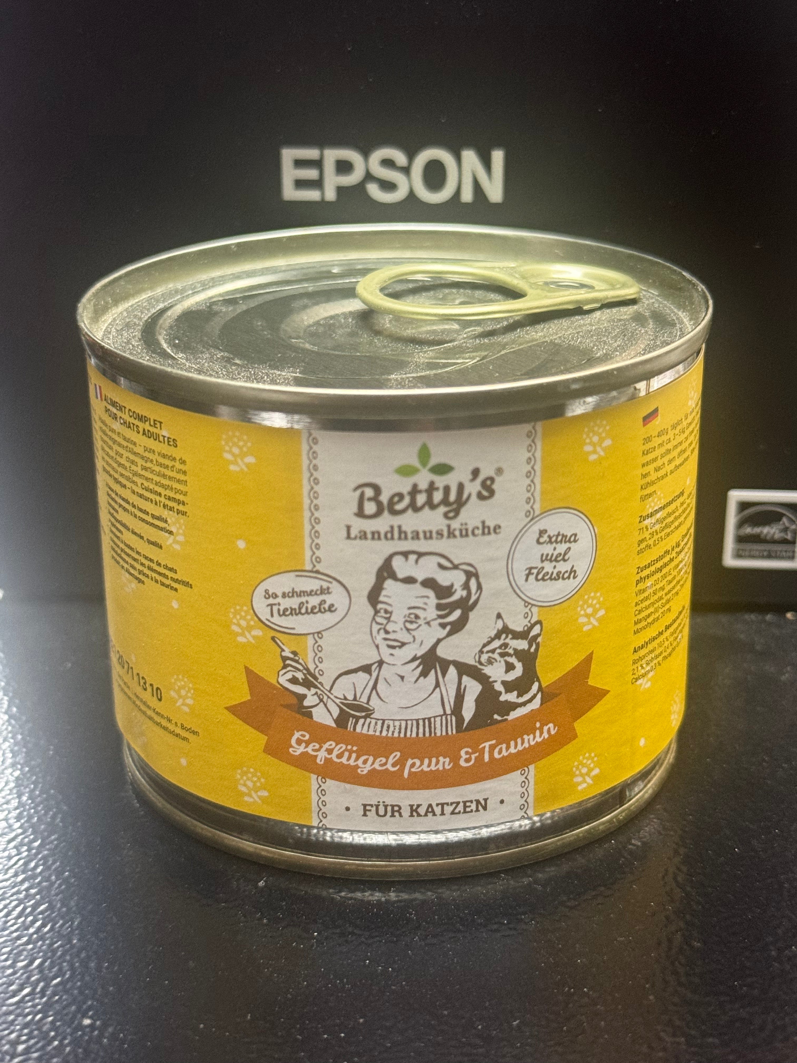 Betty's Country House Kitchen Poultry With Taurine